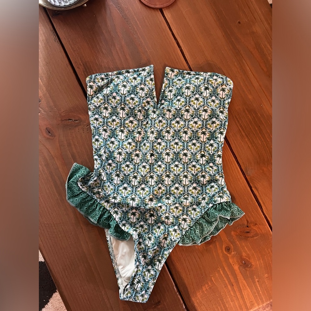 One piece swimsuit